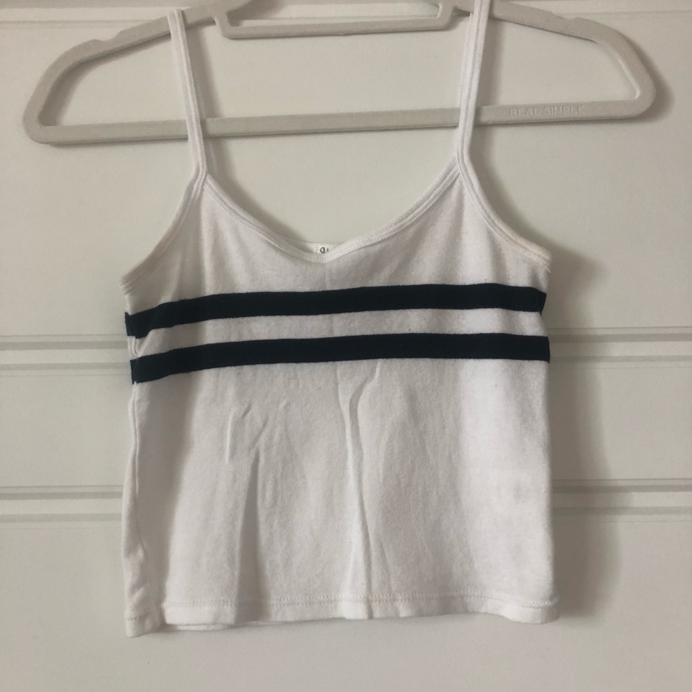 Brandy Melville crop top